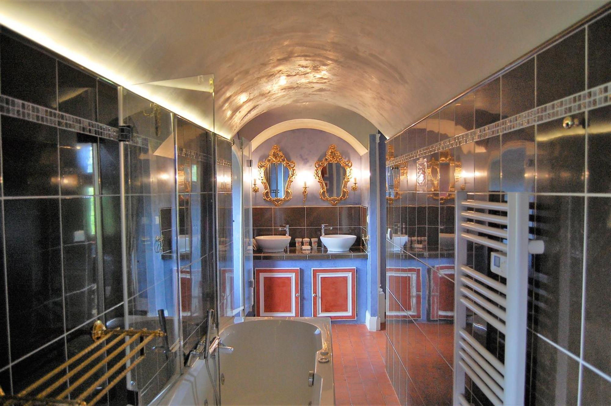 Chateau La Servayrie - D'hôtes Couette-café